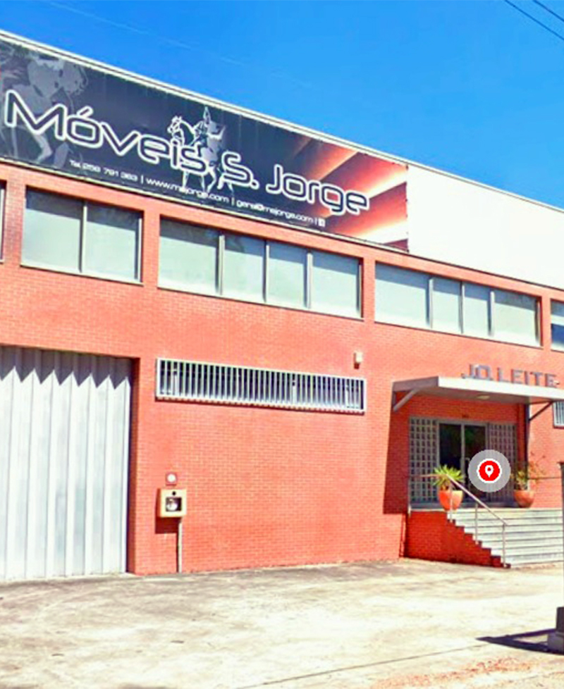 instalações da Móveis São Jorge - grossista de mobiliário com armazém em cortegaça